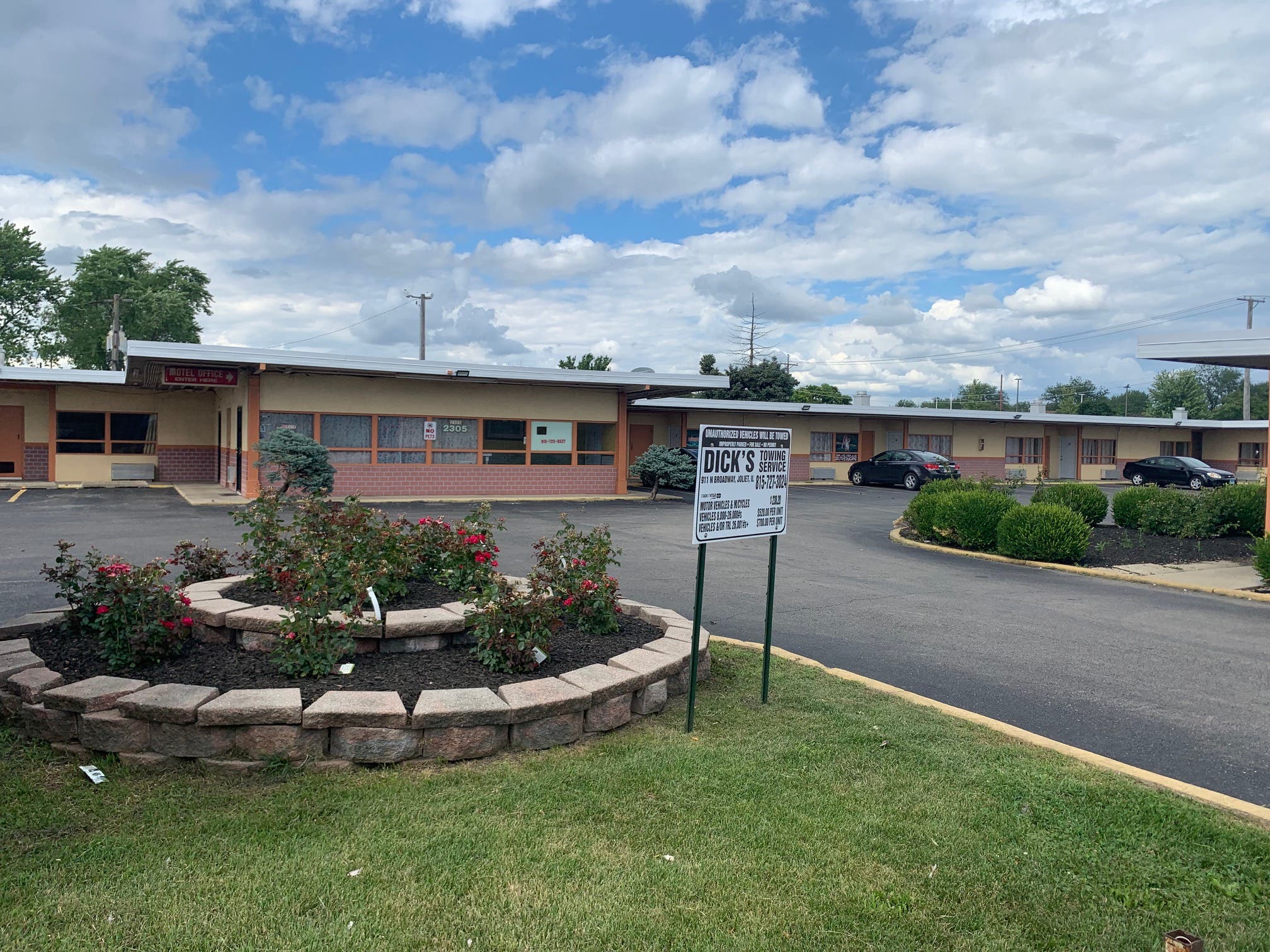 Man Trying To Torch Fenton's Motel Captured Joliet Police Joliet, IL